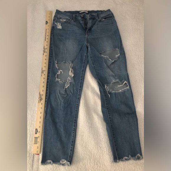 Women’s So High Rise Ripped Mom Jeans - Picture 3 of 7